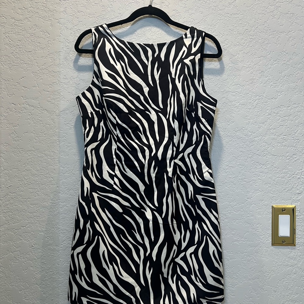 Commense Monochrome Zebra Print Mini Dress